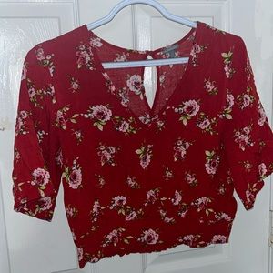 Red women top M